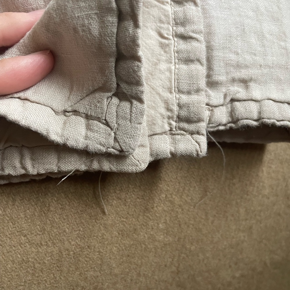 Full/Queen Parachute Linen Box Quilt in Bone - Picture 5 of 6